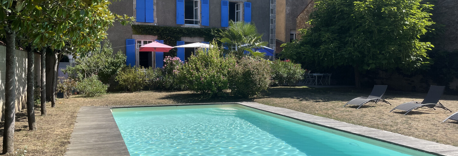 Maison 14 Pièces 350 m² à vendre à Bellac (87300)