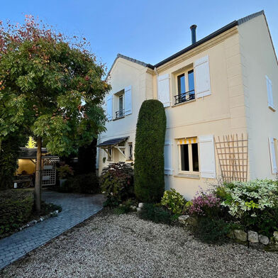 Maison 7 pièces 848000 €