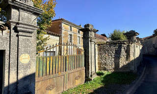 Maison 5 Pièces 150 m² à vendre à Saint-Amant-de-Nouère (16170)