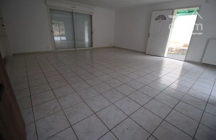 A vendre une villa 4 faces de plain pied avec un garage et un ja — photo 5