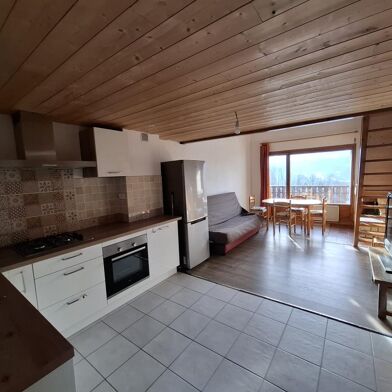Appartement 2 pièces 900 €