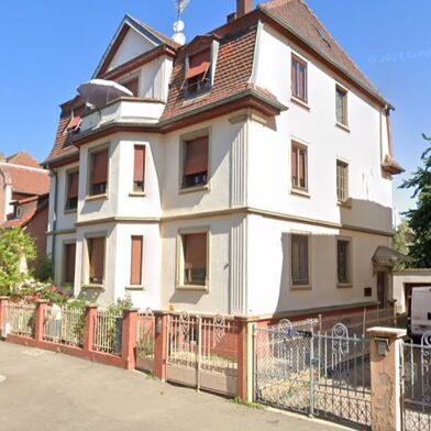 Appartement 6 pièces 1360 €
