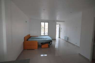 Appartement 3 pièces 975 €