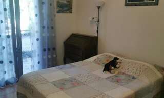 Appartement 1 Pièce 15 m² à louer à Châteauneuf-le-Rouge (13790)