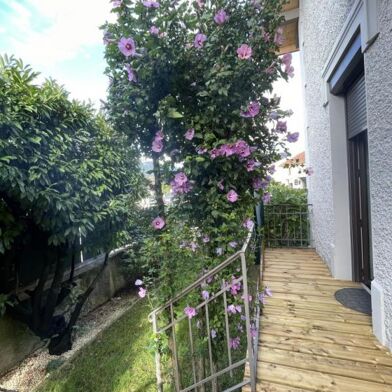 Maison 5 pièces 2570 €