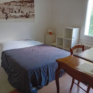 Appartement 1 pièces 300 €