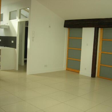 Appartement 3 pièces 1110 €