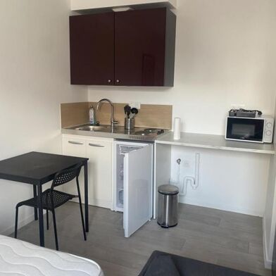 Appartement 1 pièces 690 €