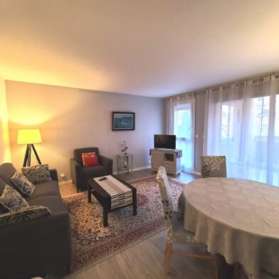 Appartement 3 pièces 1375 €