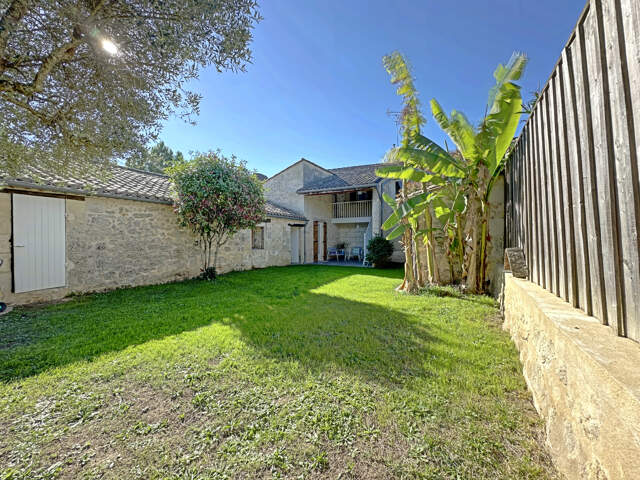 Maison en pierre - 4 chambres - double garage - piscine - 20 — photo du bien