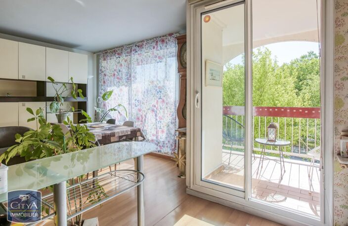 Vente appartement 3 pièces 69 m² Angers (49000) — photo 2