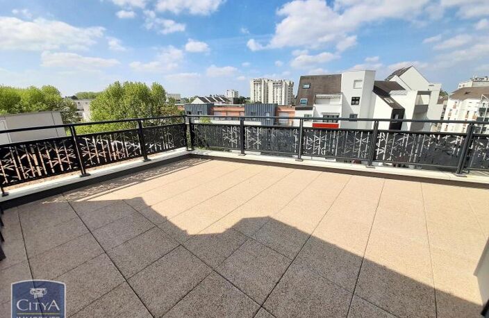 Location appartement 3 pièces 70 m² à Joué-lès-Tours (37300) — photo 4