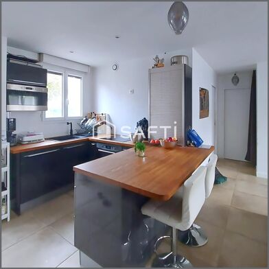 Appartement 3 pièces 158000 €