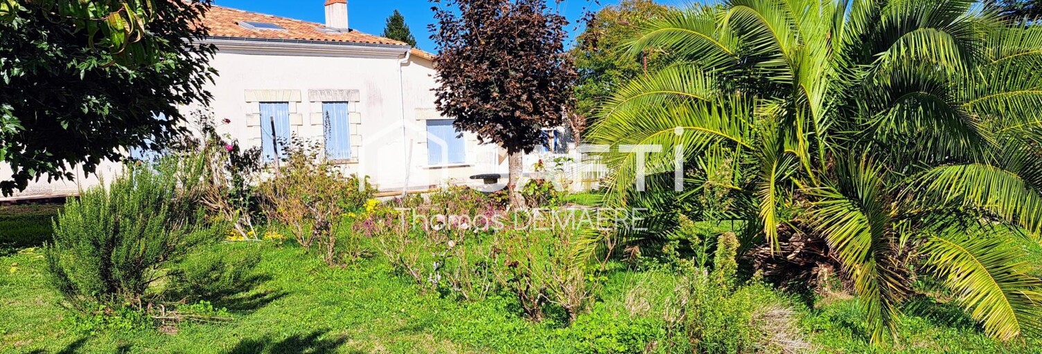 Maison 8 Pièces 132 m² à vendre à Coux (17130)