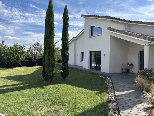 Maison 5 pièces 160 m&sup2; — photo du bien