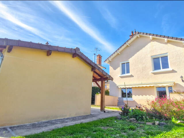 Maison de ville 115 M2 habitable sur une parcelle de terrain — photo du bien