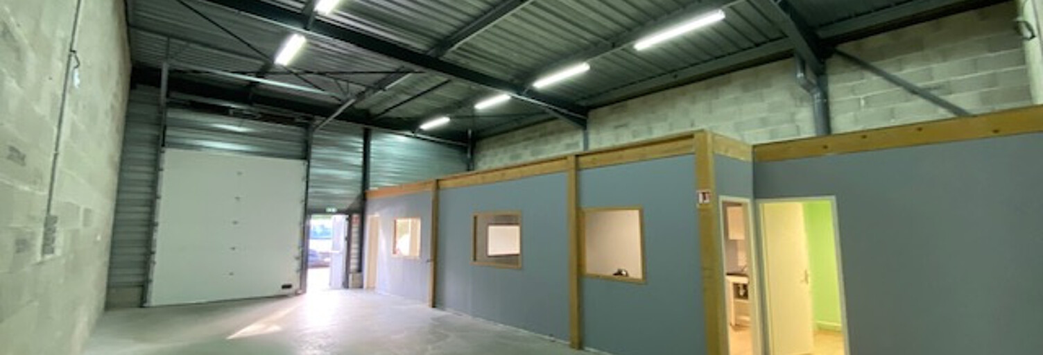 Local industriel  110 m² à louer à Charly (69390)