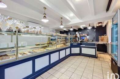 Commerce  305000 €