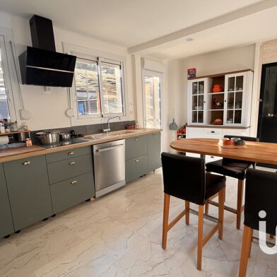 Maison 6 pièces 318500 €