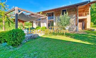 Maison 9 Pièces 217 m² à vendre à Saint-Hilaire-du-Rosier (38840)