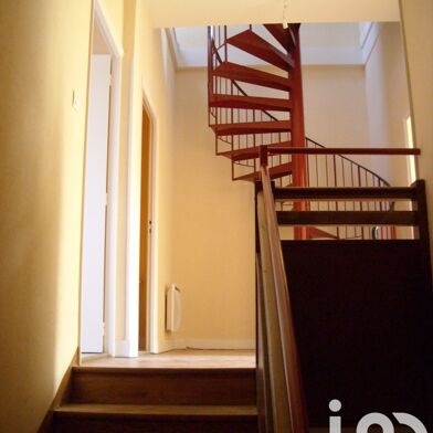 Immeuble  230000 €