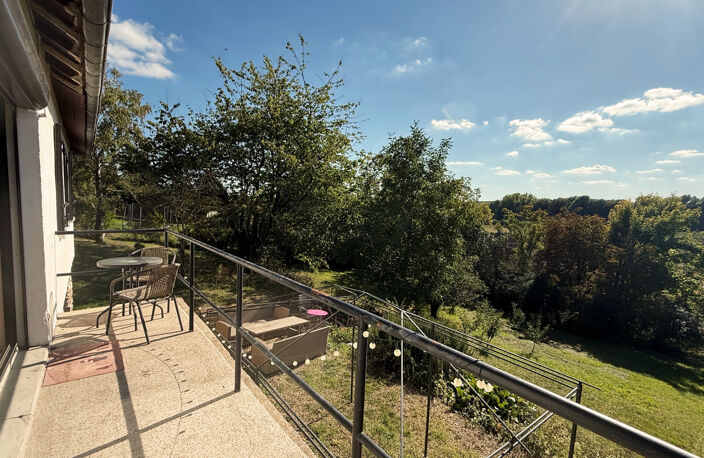 COULOMBS: Maison avec 3 chambres, terrain de 2706 m2, grande — photo 2