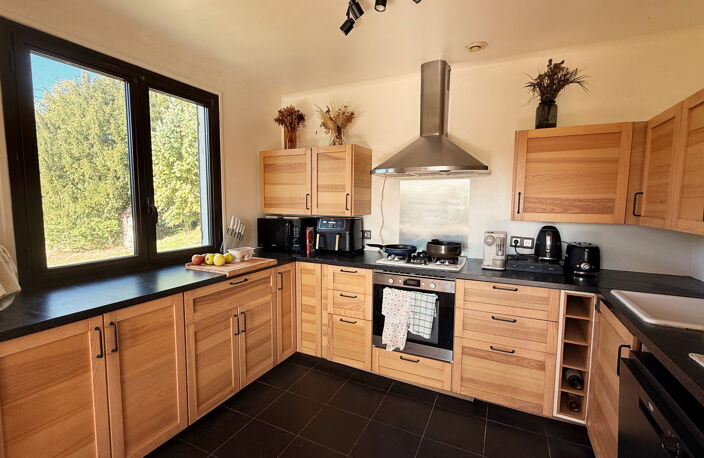 COULOMBS: Maison avec 3 chambres, terrain de 2706 m2, grande — photo 4