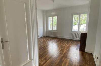RUE D AIGUILLON - 3 PIECES — photo du bien