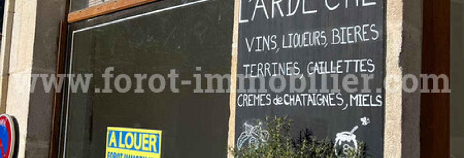 Commerce  54 m² à louer à Les Ollières-sur-Eyrieux (07360)