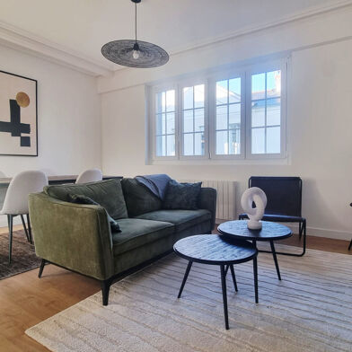 Appartement 3 pièces 383250 €