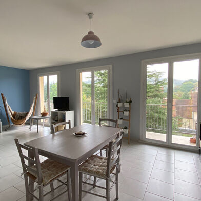 Appartement 4 pièces 106000 €