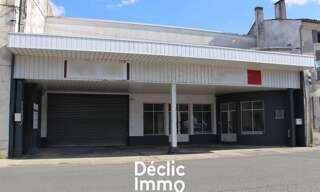 Immeuble  450 m² à vendre à Saint-Martin-de-Juillers (17400)