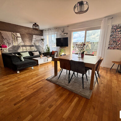 Appartement 4 pièces 256400 €