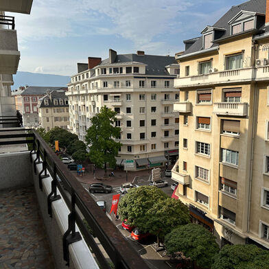 Appartement 4 pièces 375000 €