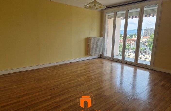 T2 — photo 2
