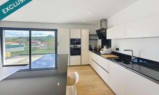 Maison 4 Pièces 121 m² à vendre à Mercuès (46090)