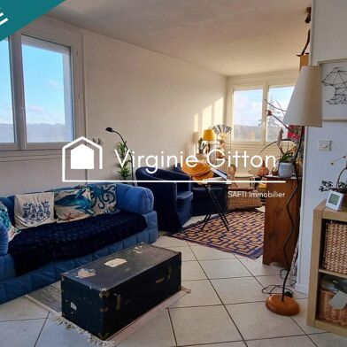 Appartement 4 pièces 105000 €