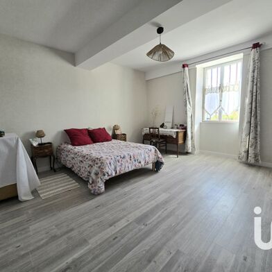 Maison 7 pièces 325000 €