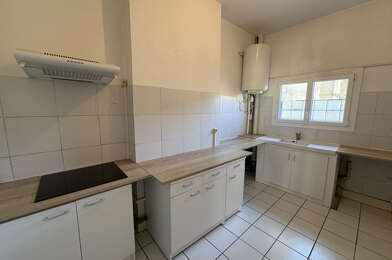 Appartement 3 pièces 585 €