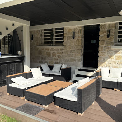 Maison 6 pièces 3600 €