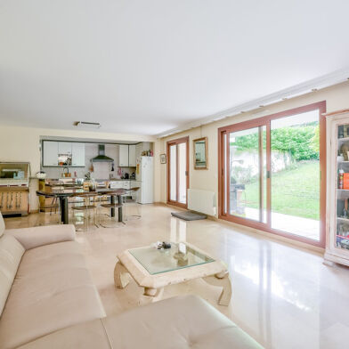 Appartement 4 pièces 470000 €