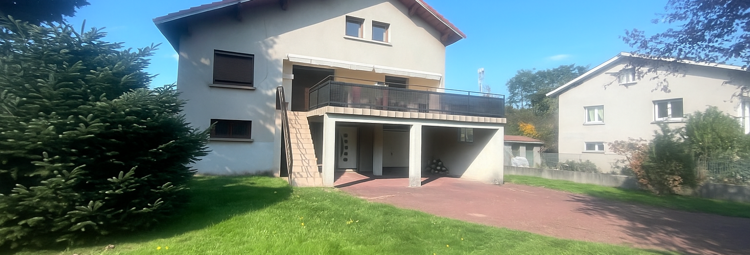 Maison 6 Pièces 187 m² à vendre à Fraisses (42490)