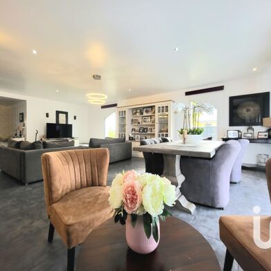 Maison 6 pièces 385000 €