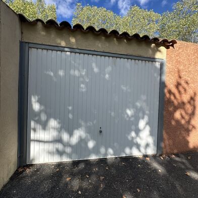 Garage  47000 €
