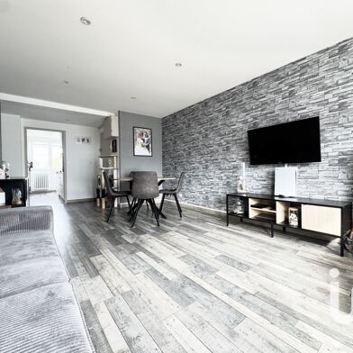 Appartement 4 pièces 112000 €