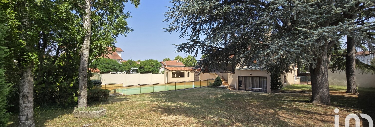 Maison 7 Pièces 235 m² à vendre à Andrézieux-Bouthéon (42160)