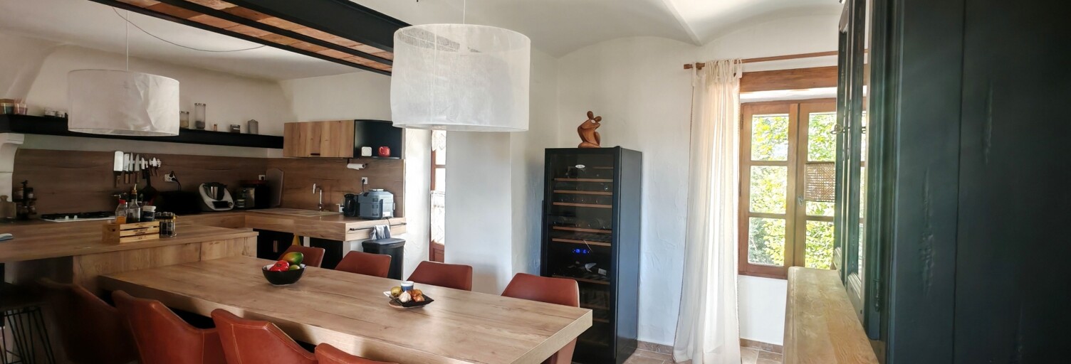 Maison 12 Pièces 340 m² à vendre à Barjac (30430)