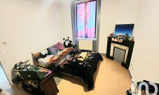 Immeuble  230 m² à vendre à Saint-Étienne (42100)