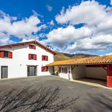 Maison 5 pièces 499000 €