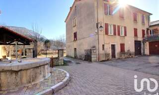 Immeuble  174 m² à vendre à Séderon (26560)